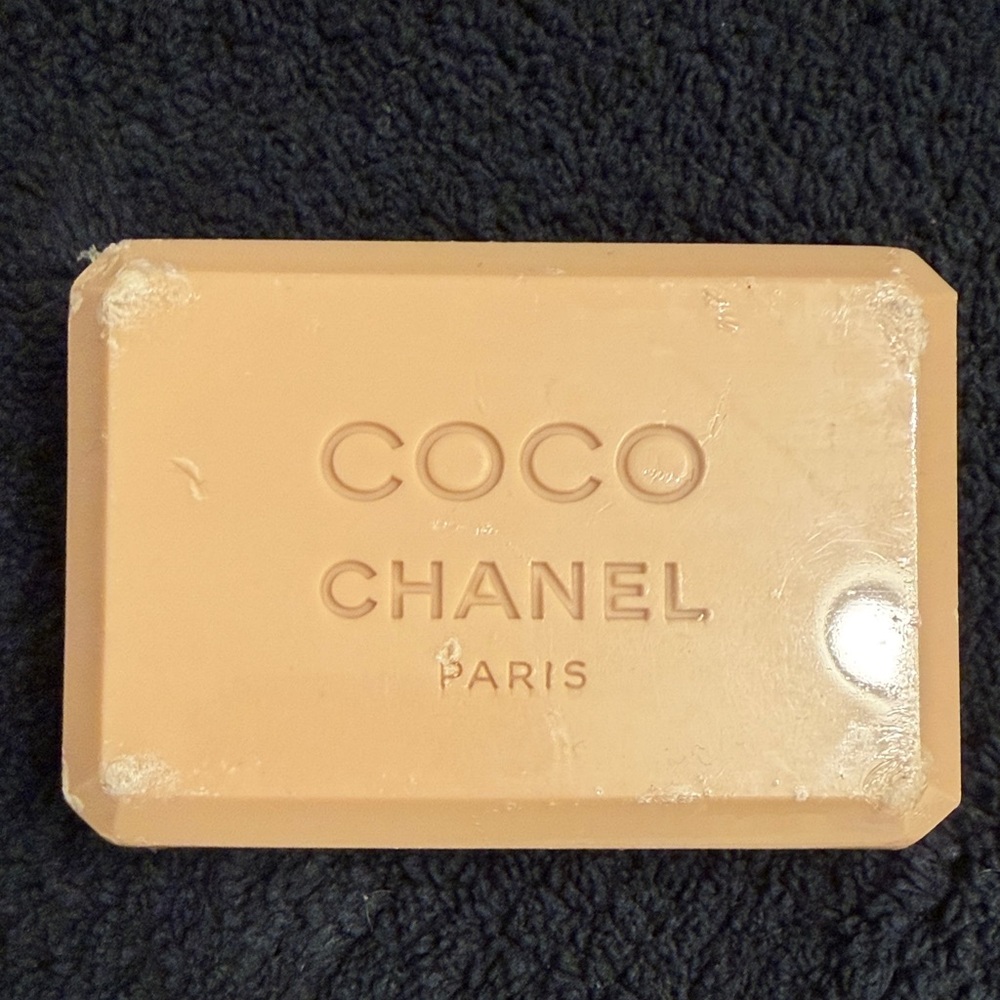 CHANEL Coco Paris Tan Soap